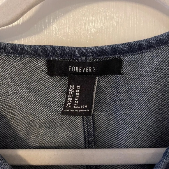 FOREVER 21 Juniors Size M Blue Denim Short Sleeve Side Zip Dress - Picture 2 of 5